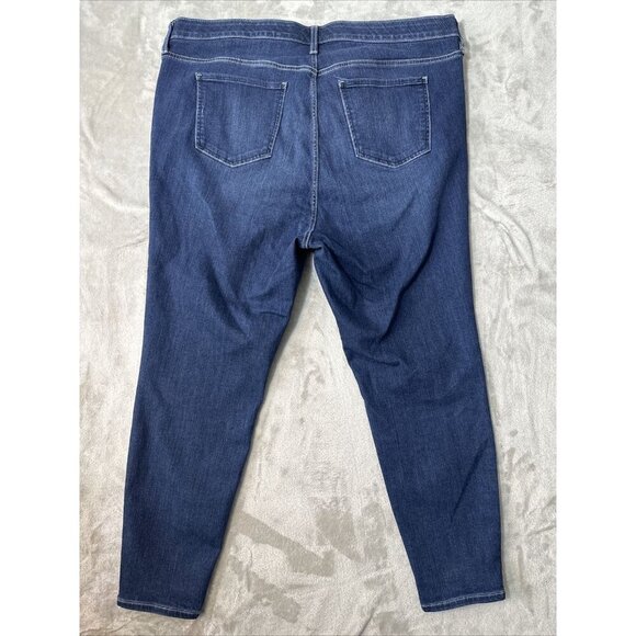 Women’s Torrid Denim Jeans Sky high Skinny Premium Stretch Size 20 Short - Picture 14 of 16